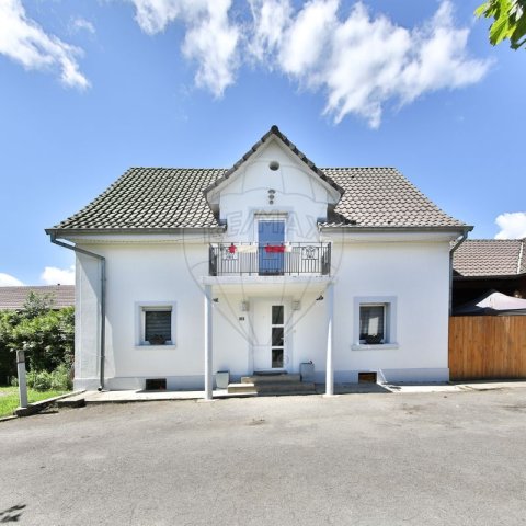 Maison 4 chambre(s) à vendre - Muespach-le-Haut